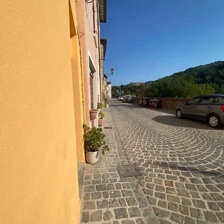 Camera Nel Centro Storico Di בית הארחה
